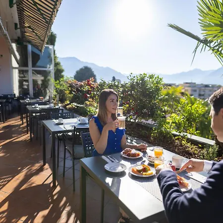 Hotel Easy By La Perla 3*